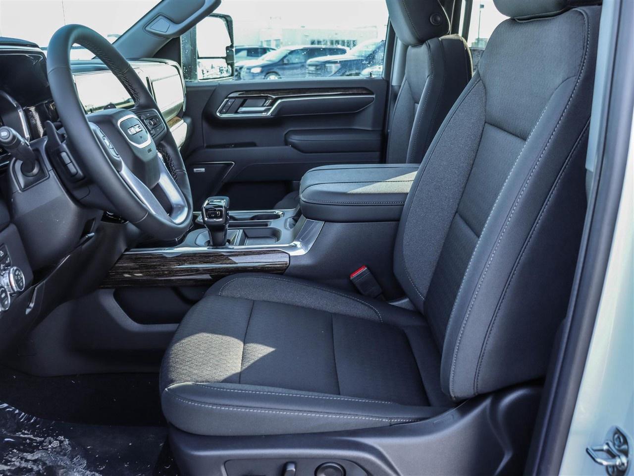 2026 GMC Sierra 1500 Crew Cab Standard Box 4-Wheel Drive Elevation Photo