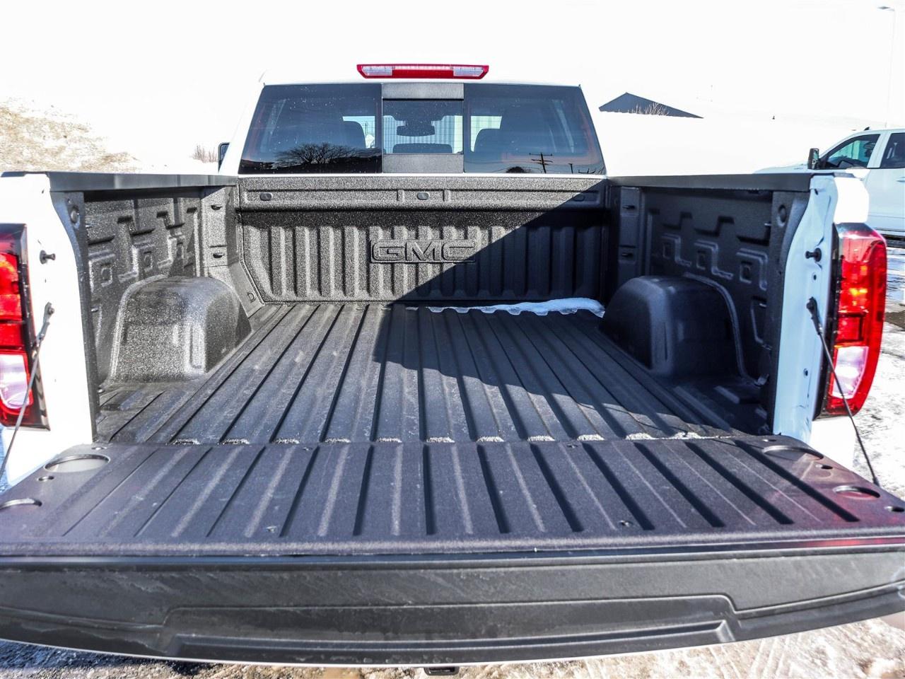 2026 GMC Sierra 1500 Crew Cab Standard Box 4-Wheel Drive Elevation Photo