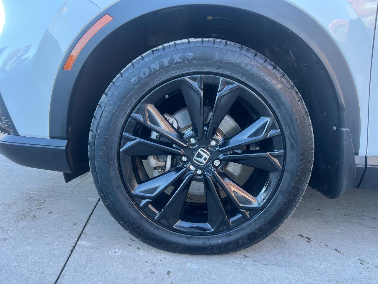 2024 Honda CR-V Hybrid Touring 4dr All-Wheel Drive Photo