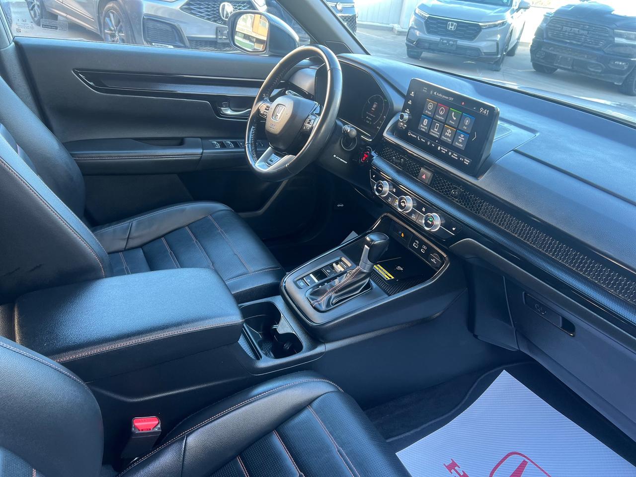 2024 Honda CR-V Hybrid Touring 4dr All-Wheel Drive Photo