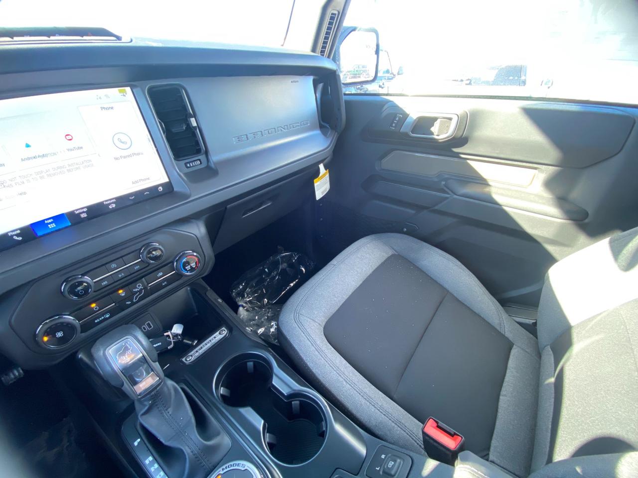 2026 Ford Bronco Base 2dr 4x4 Photo