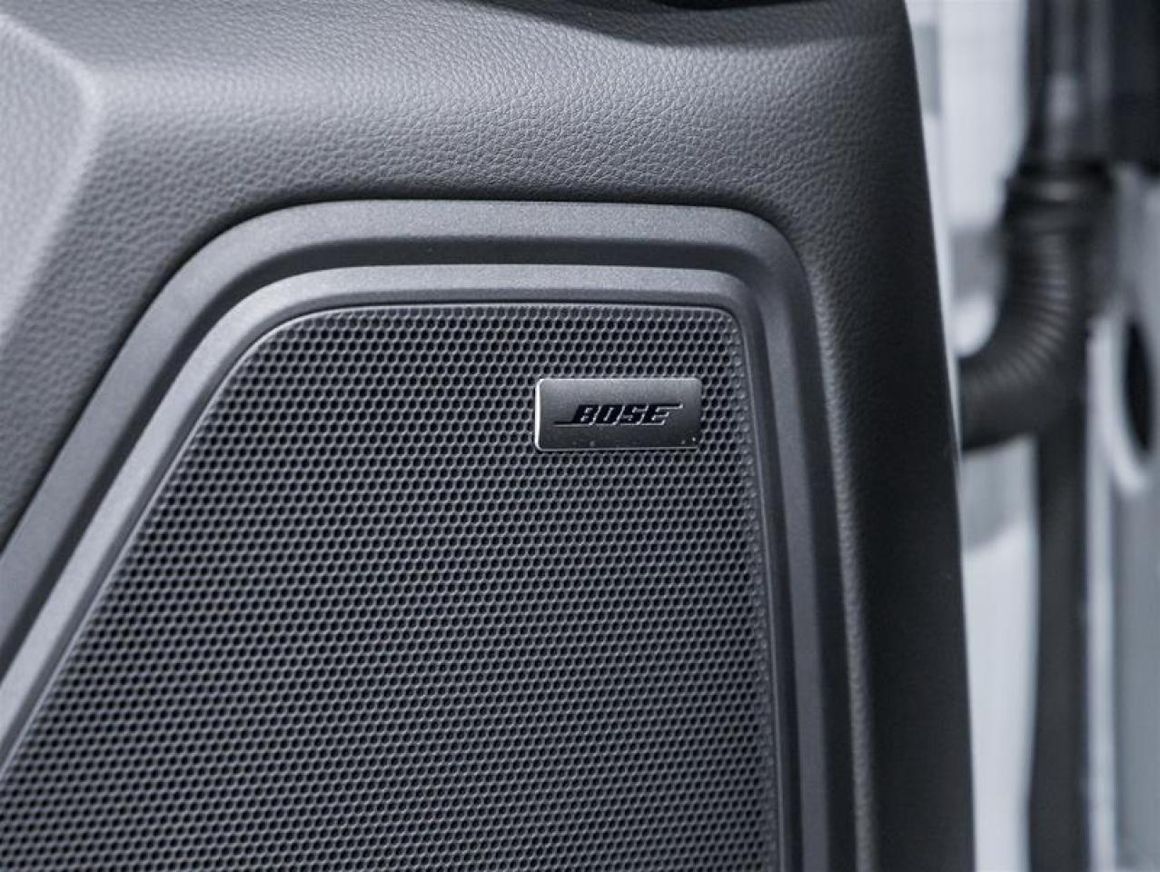 2026 Porsche Macan  Photo