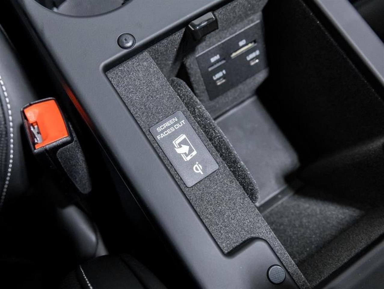 2026 Porsche Macan  Photo