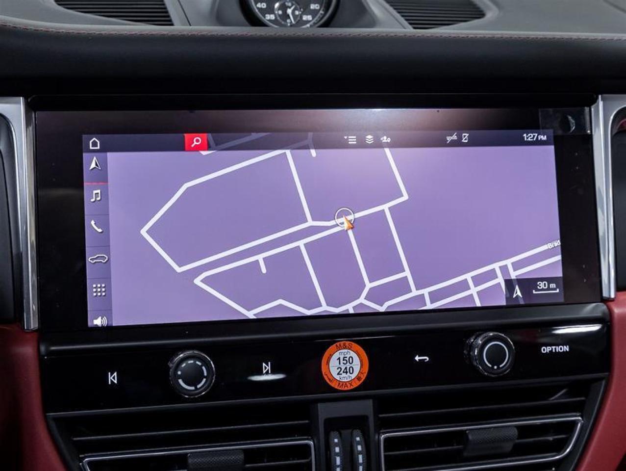 2026 Porsche Macan  Photo