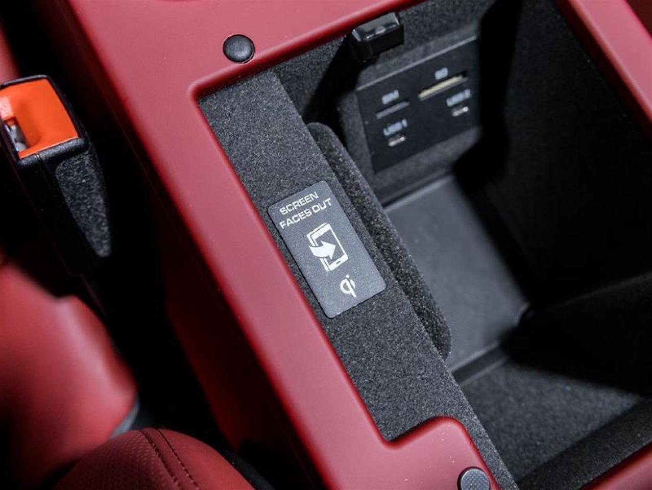 2026 Porsche Macan  Photo