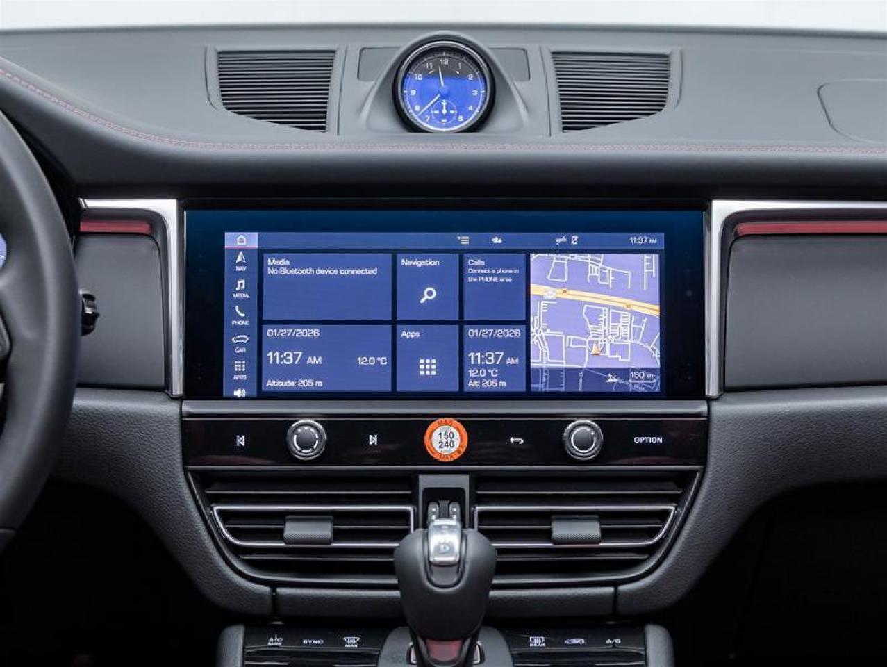 2025 Porsche Macan  Photo