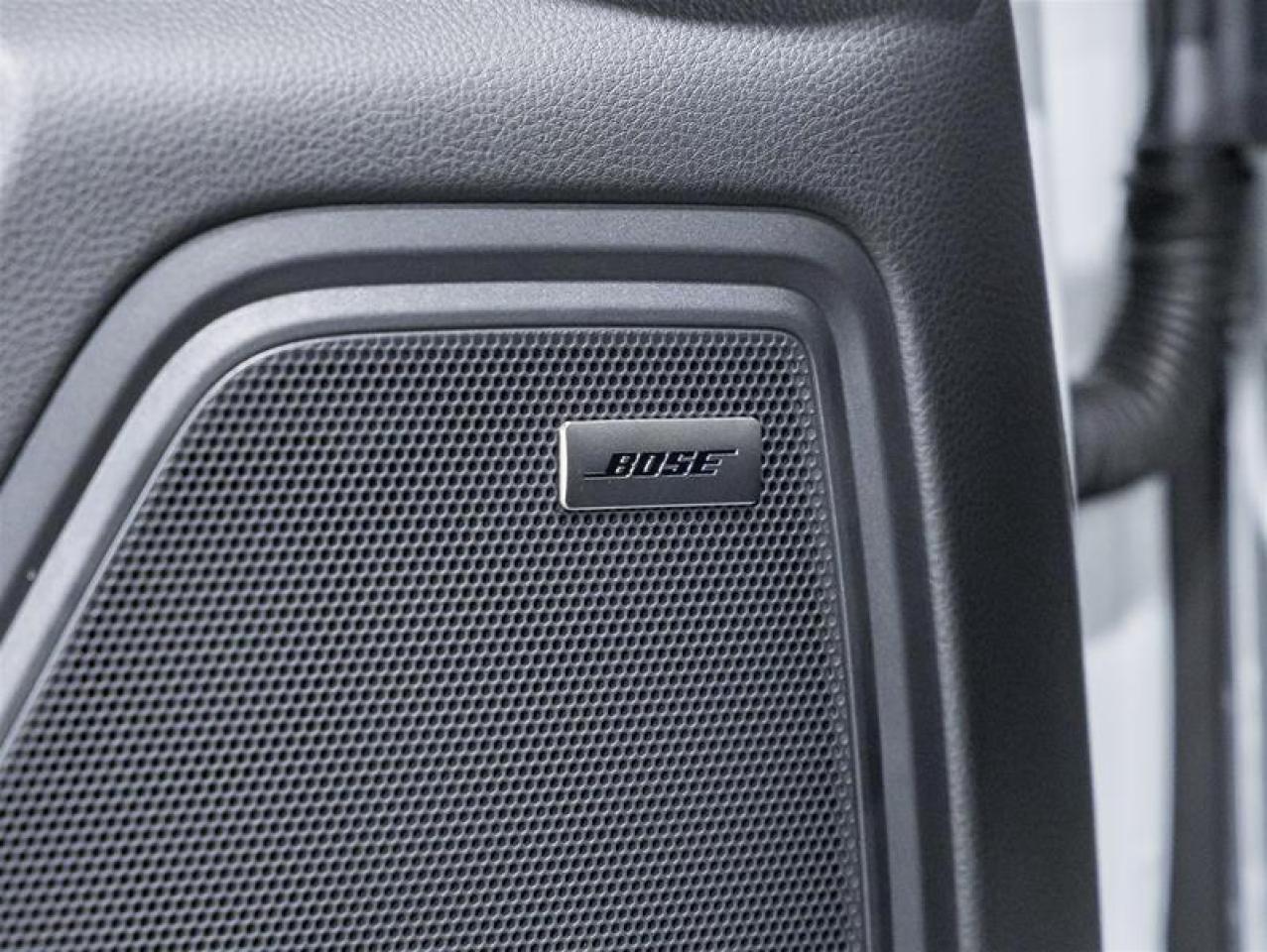 2026 Porsche Macan  Photo