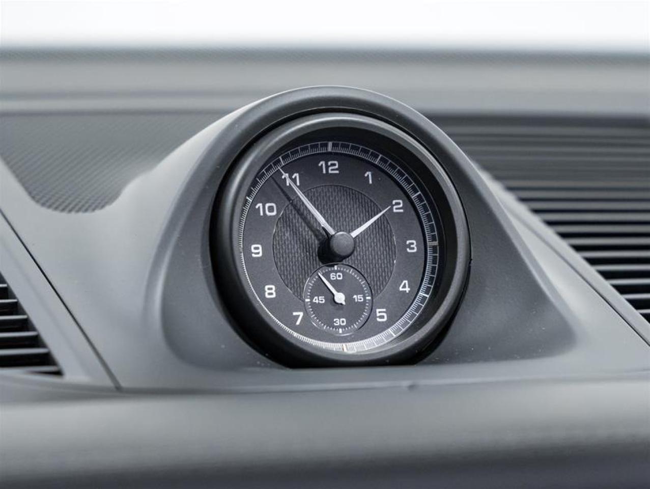 2026 Porsche Macan  Photo