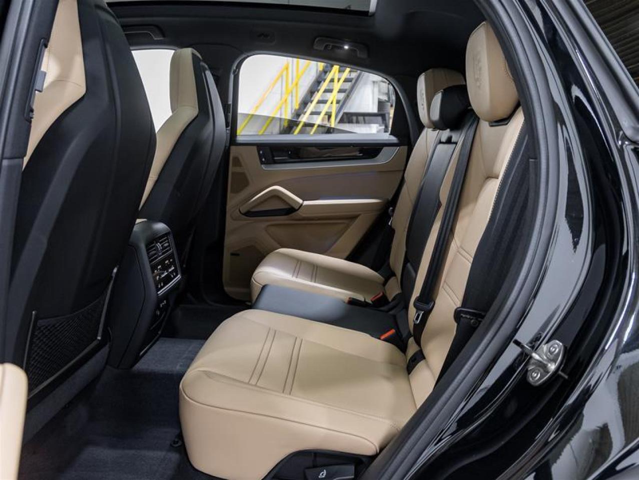 2026 Porsche Cayenne  Photo