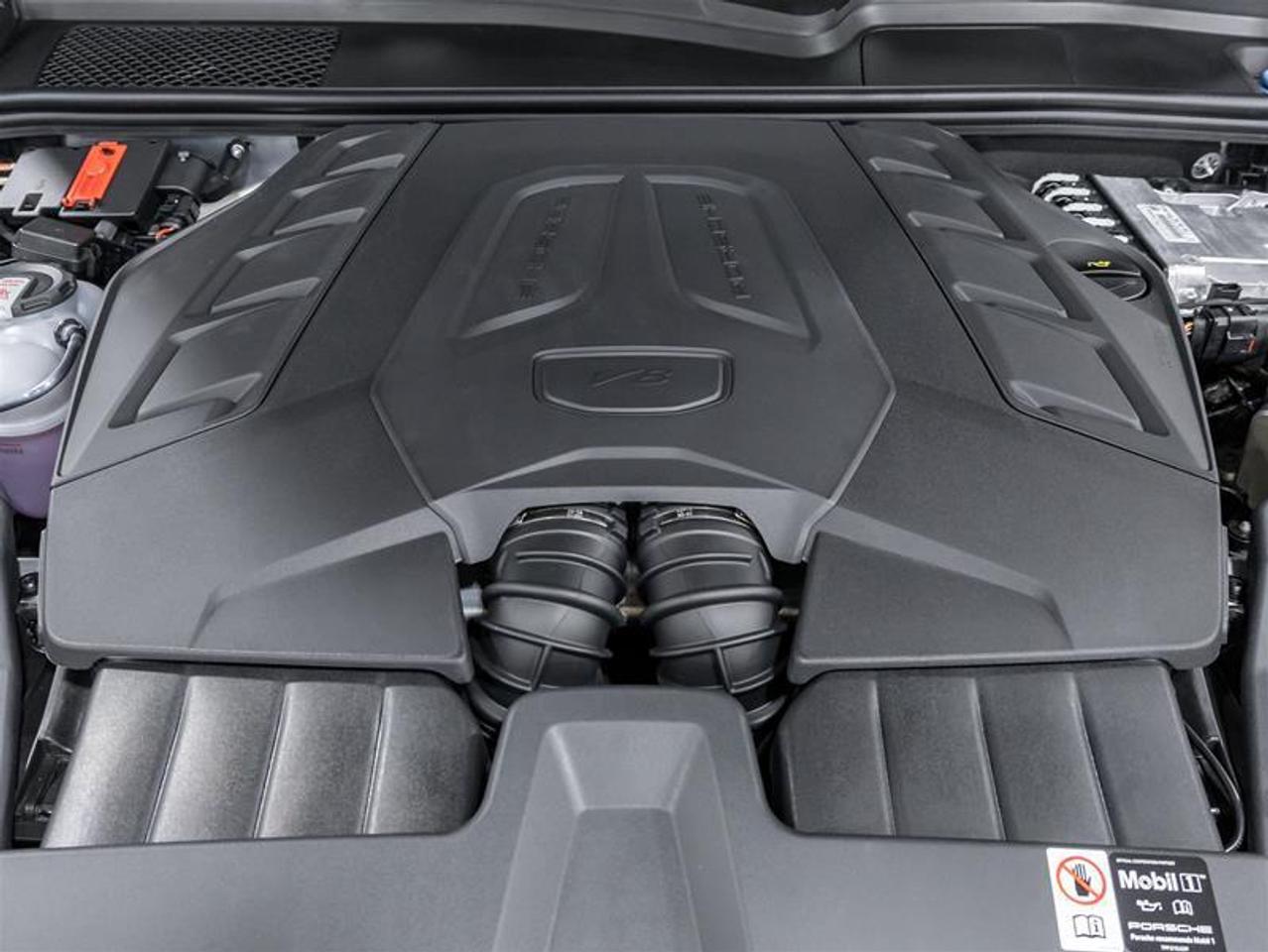 2026 Porsche Cayenne  Photo2