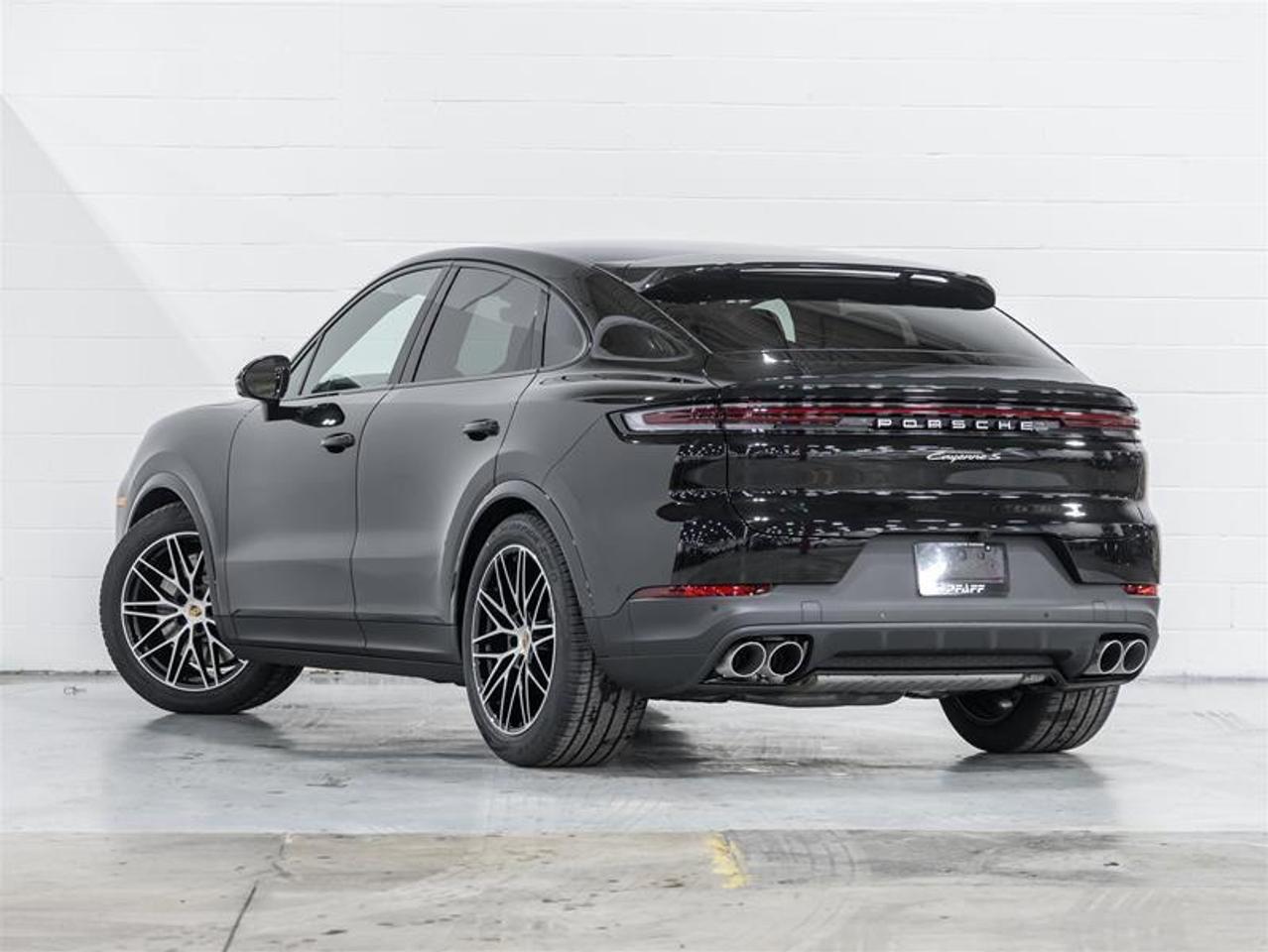 2026 Porsche Cayenne  Photo