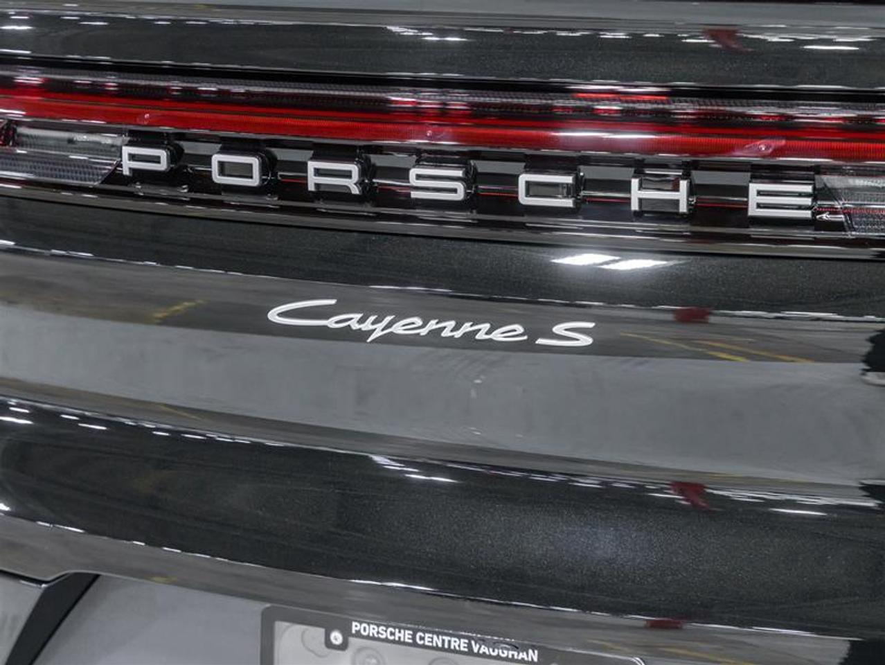 2026 Porsche Cayenne  Photo