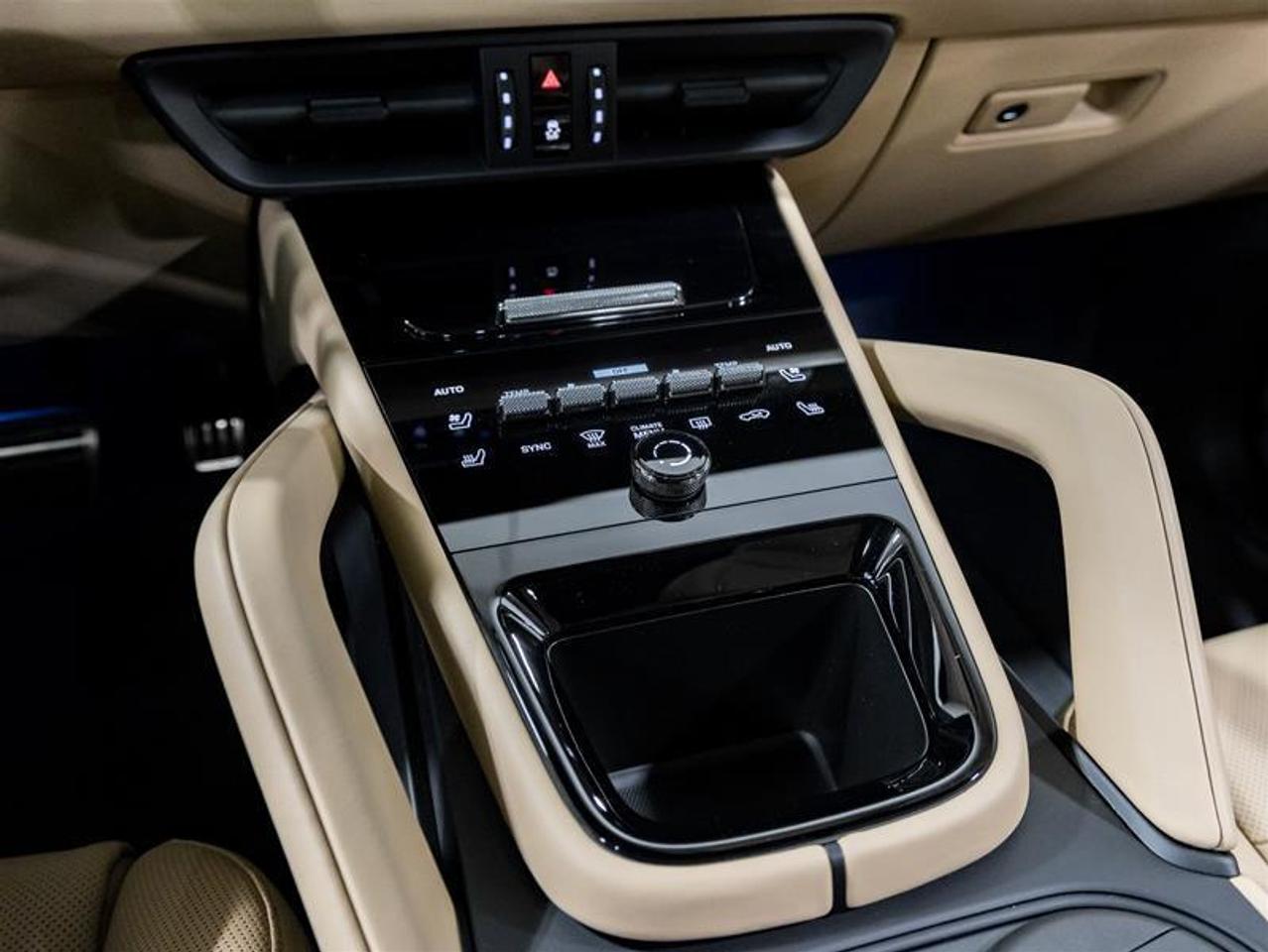 2026 Porsche Cayenne  Photo