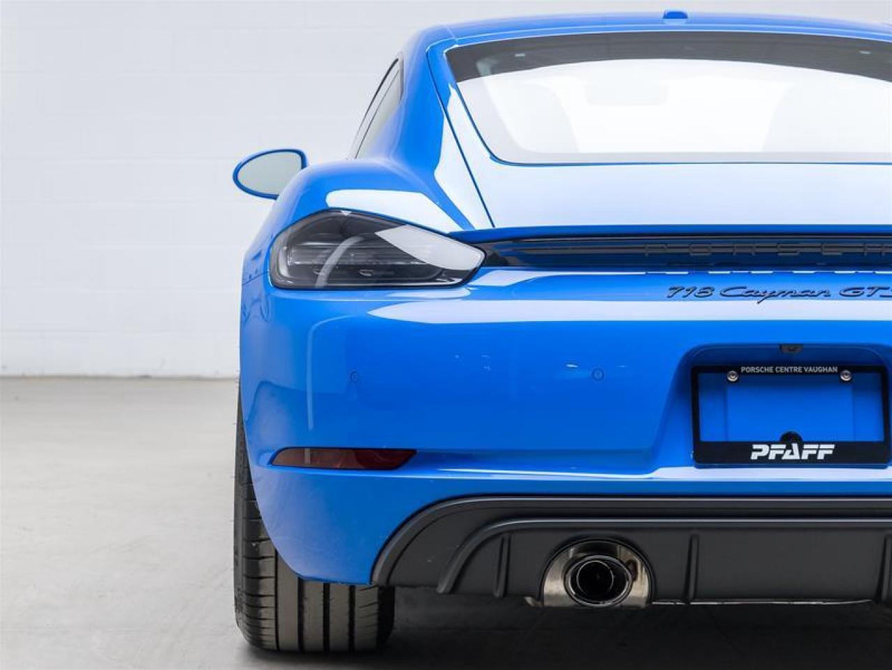 2025 Porsche 718 Cayman  Photo