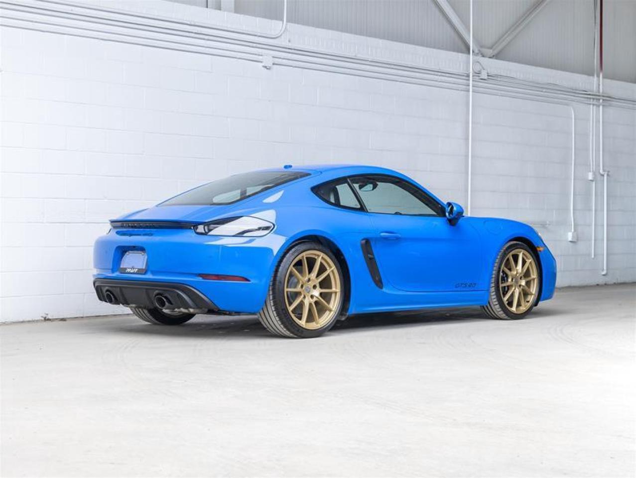 2025 Porsche 718 Cayman  Photo