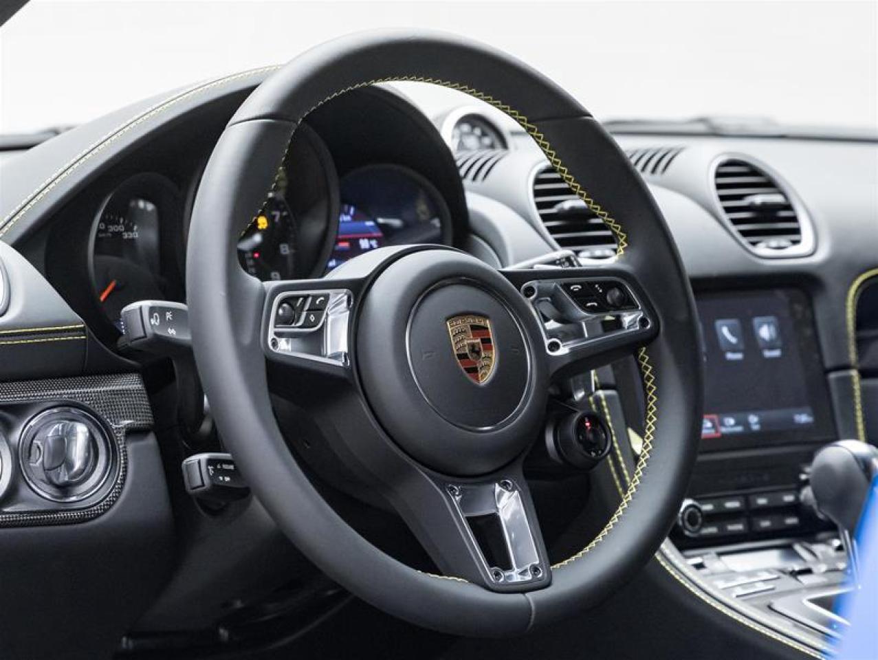 2025 Porsche 718 Cayman  Photo