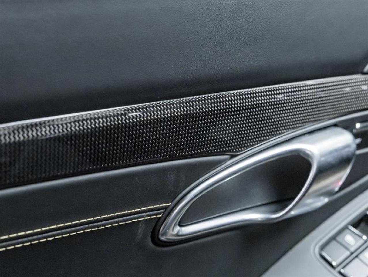 2025 Porsche 718 Cayman  Photo