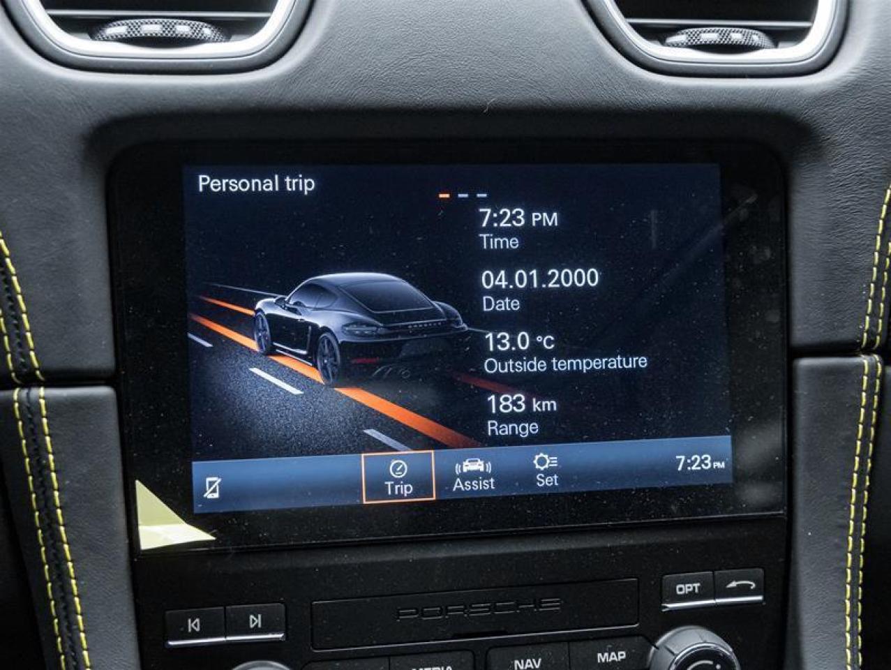 2025 Porsche 718 Cayman  Photo