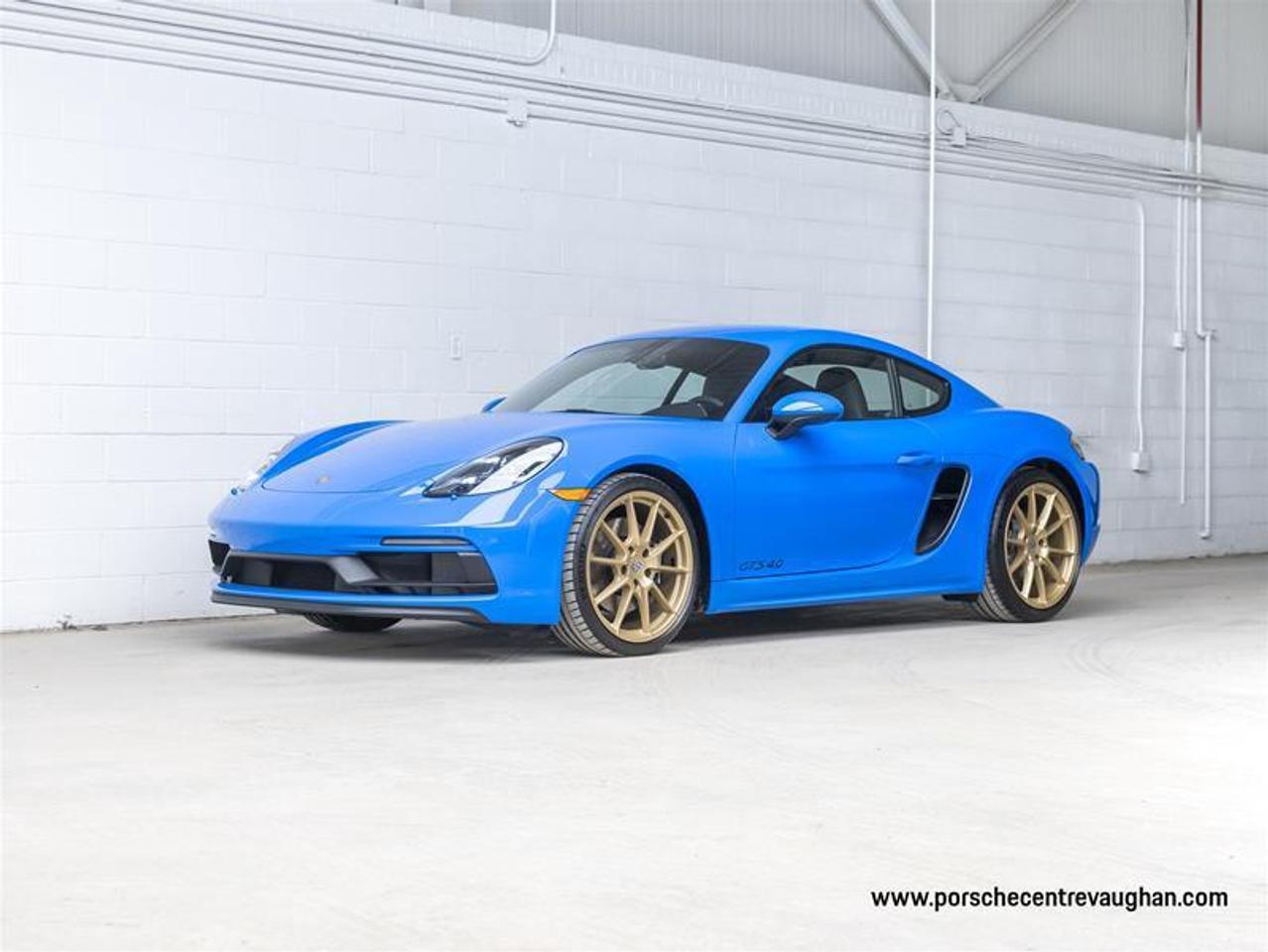 2025 Porsche 718 Cayman  Photo