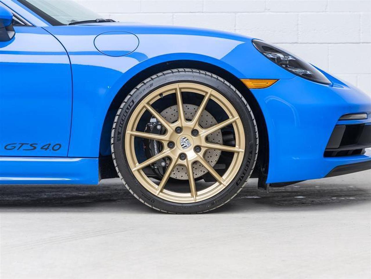 2025 Porsche 718 Cayman  Photo