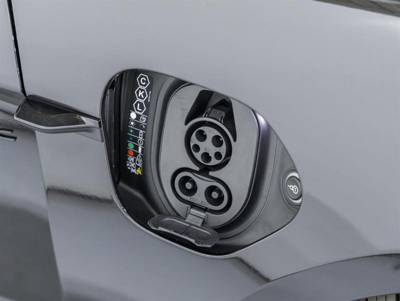 2026 Porsche Taycan  Photo