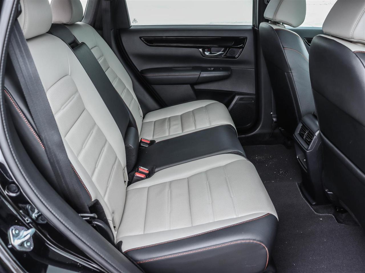 2024 Honda CR-V Hybrid Touring 4dr All-Wheel Drive Photo