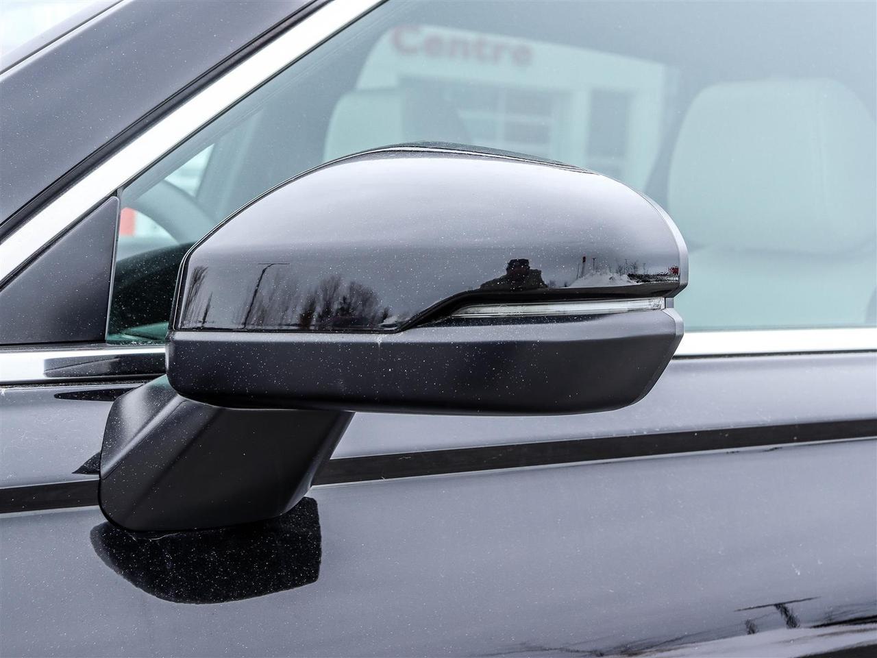 2024 Honda CR-V Hybrid Touring 4dr All-Wheel Drive Photo