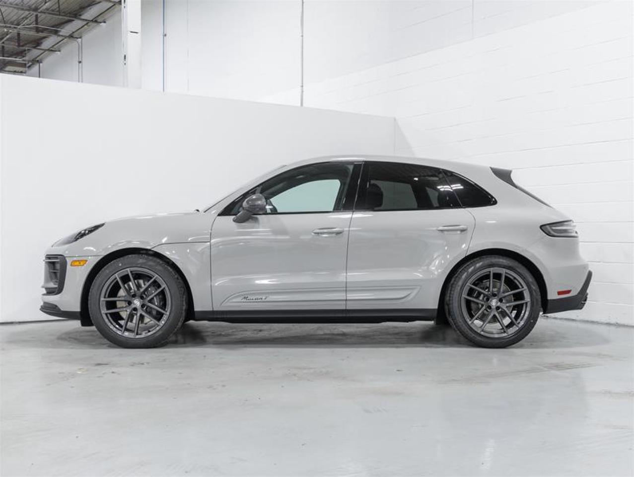 2026 Porsche Macan  Photo