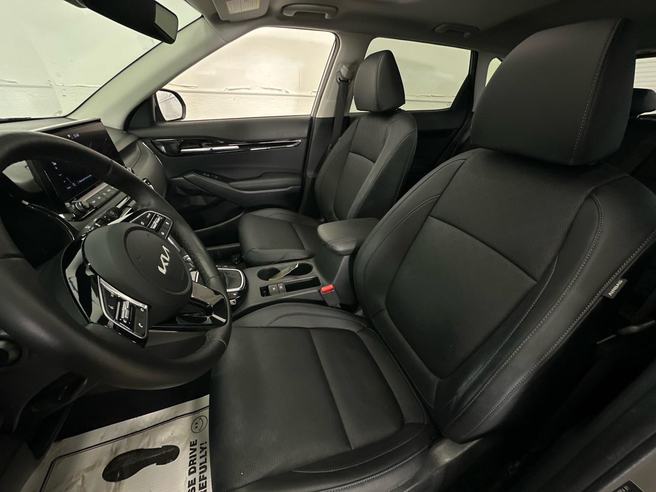 2023 Kia Seltos EX Premium 4dr All-Wheel Drive Photo