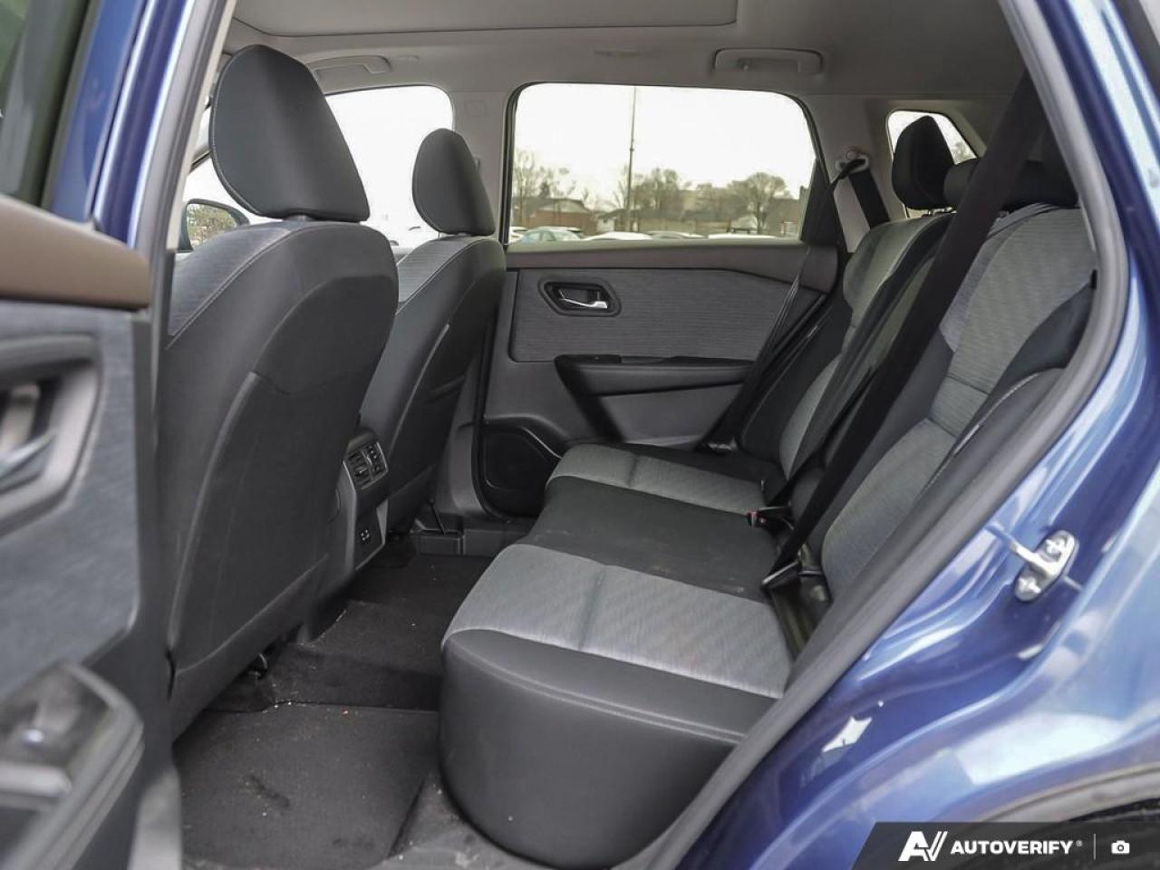 2023 Nissan Rogue SV Moonroof 4dr All-Wheel Drive Sport Utility Photo