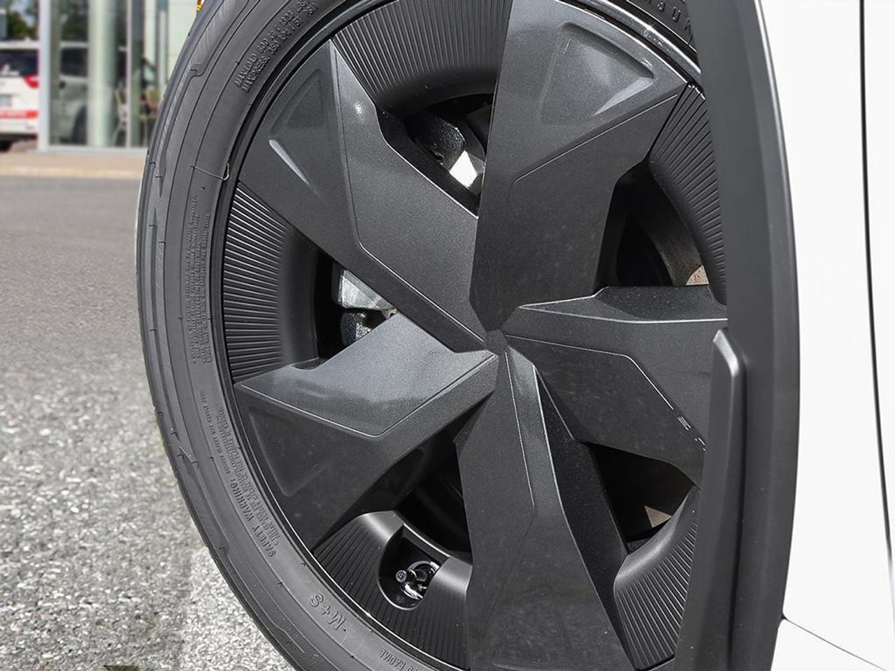 2026 Toyota Prius Plug-In Hybrid SE 5dr Hatchback Photo