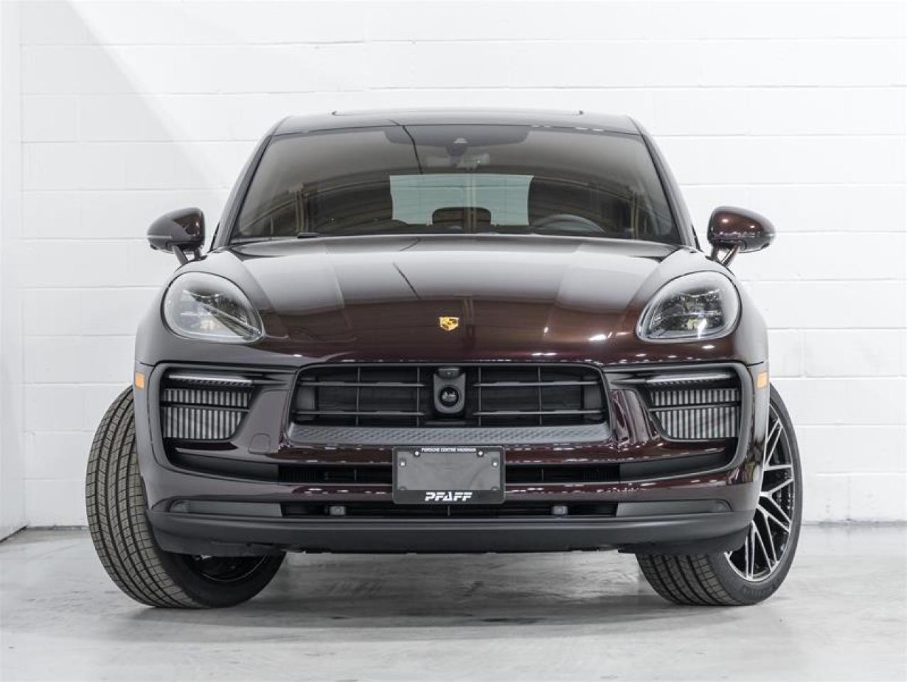 2026 Porsche Macan  Photo