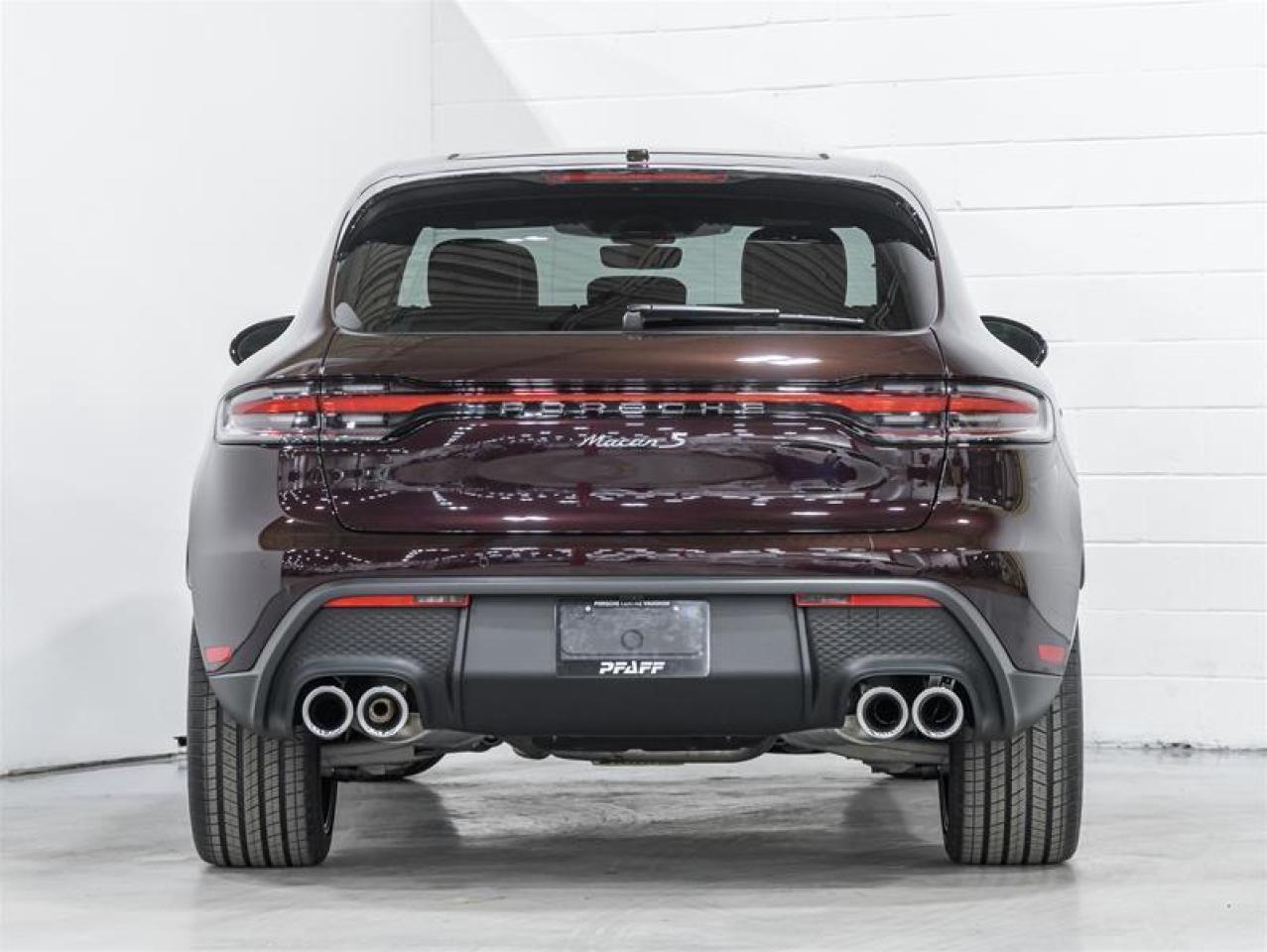 2026 Porsche Macan  Photo