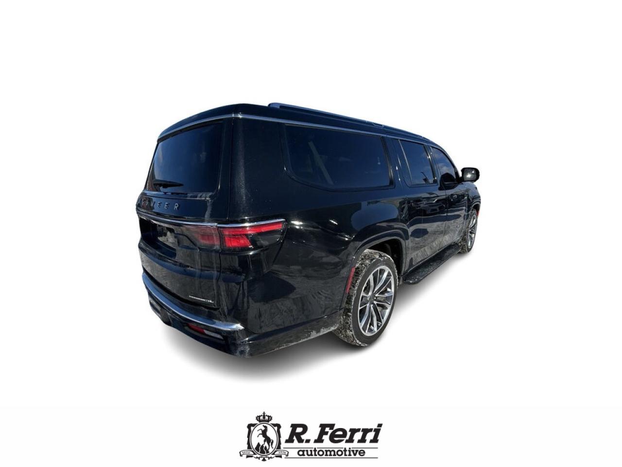 2023 Jeep Wagoneer L Series II 4dr 4x4 Photo