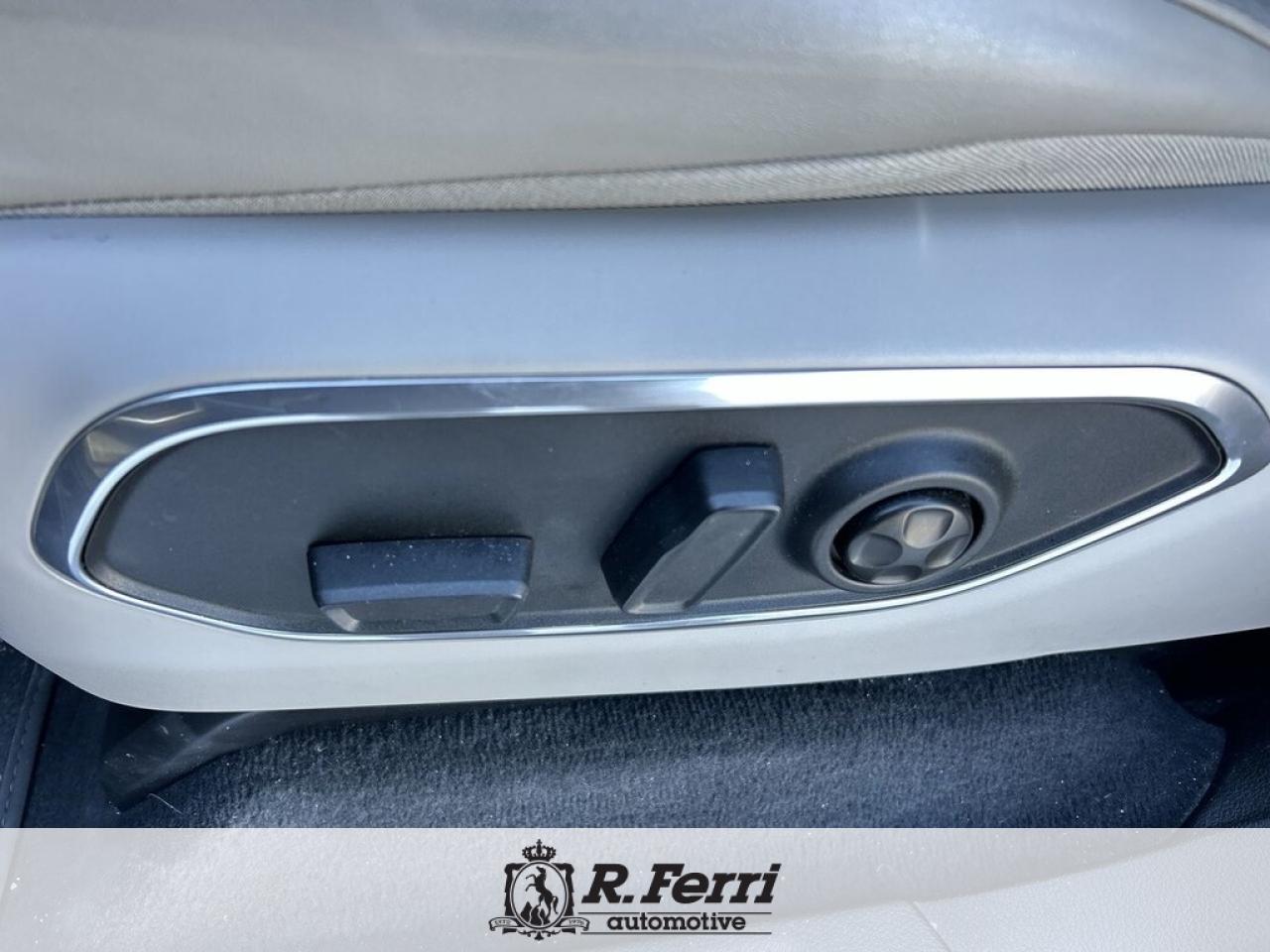 2023 Jeep Wagoneer L Series II 4dr 4x4 Photo