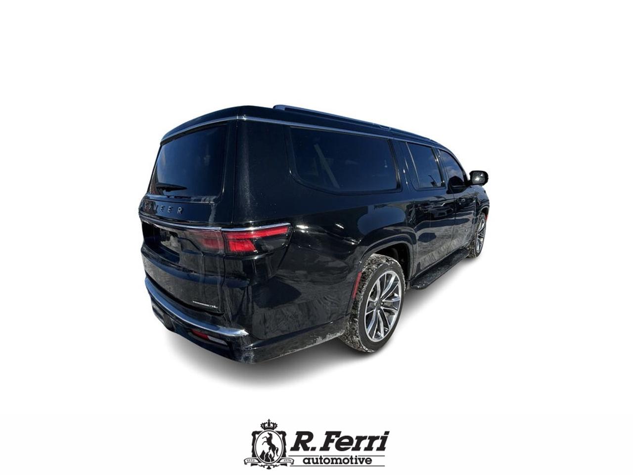 2023 Jeep Wagoneer L Series II 4dr 4x4 Photo