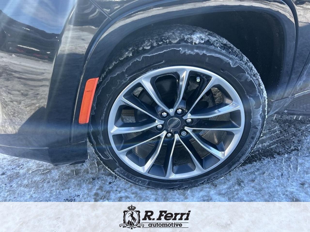 2023 Jeep Wagoneer L Series II 4dr 4x4 Photo