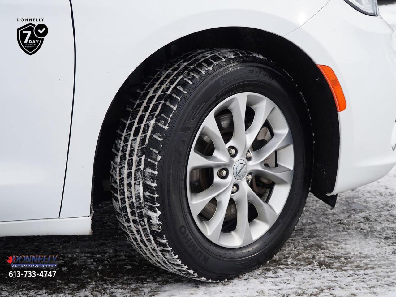 2023 Chrysler Pacifica  Photo