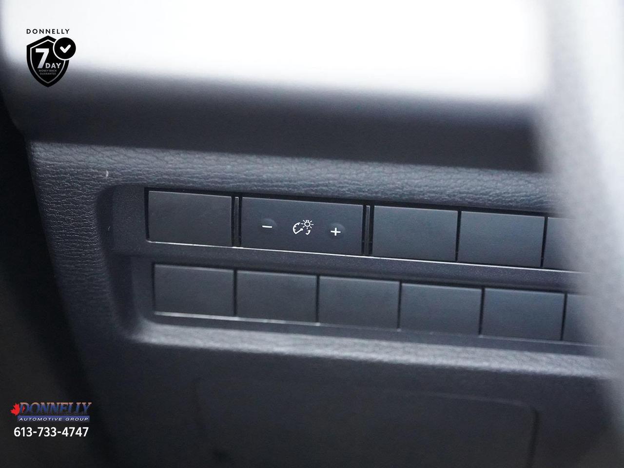 2024 Mitsubishi Outlander  Photo