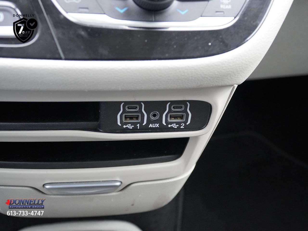 2023 Chrysler Pacifica  Photo