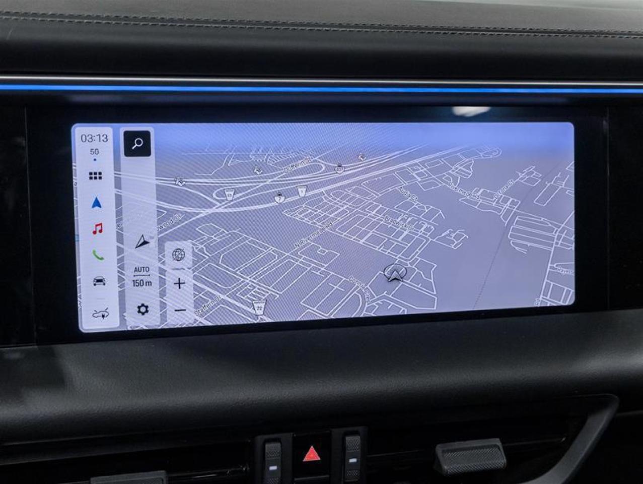 2024 Porsche Macan  Photo