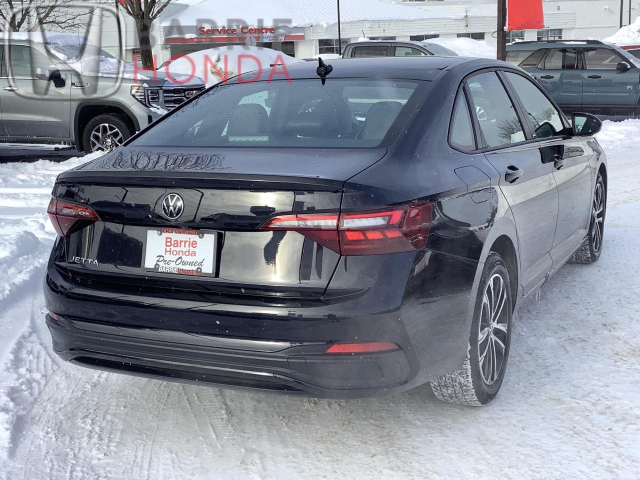 2023 Volkswagen Jetta Comfortline (A8) 4dr Sedan Photo