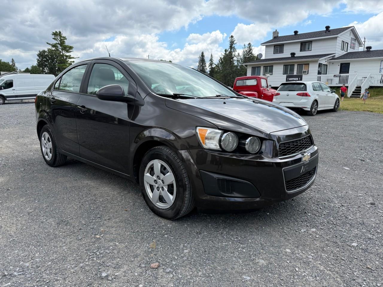 2014 Chevrolet Sonic LS Auto 4dr Sedan Photo