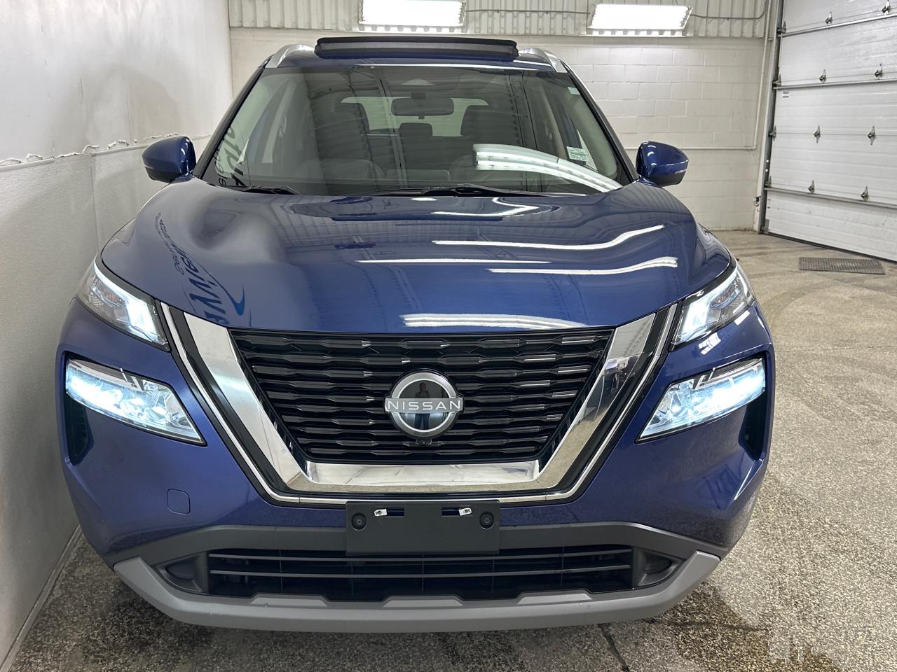 2023 Nissan Rogue SV Moonroof 4dr All-Wheel Drive Sport Utility Photo