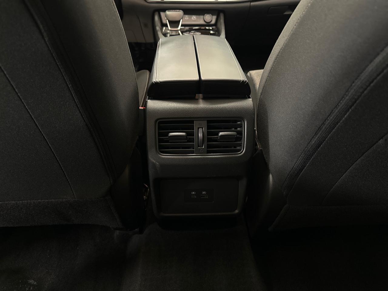 2023 Nissan Rogue SV Moonroof 4dr All-Wheel Drive Sport Utility Photo