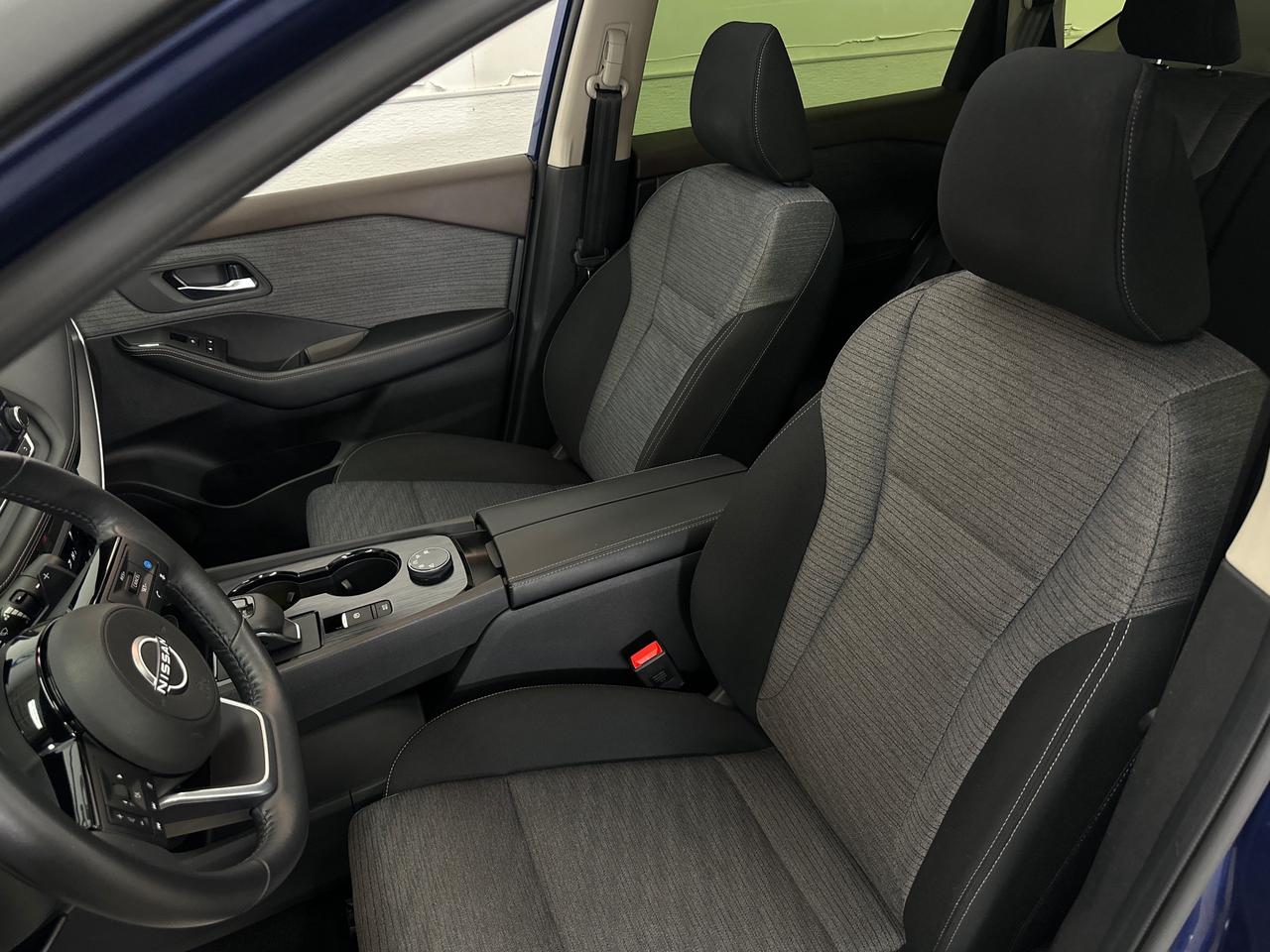 2023 Nissan Rogue SV Moonroof 4dr All-Wheel Drive Sport Utility Photo