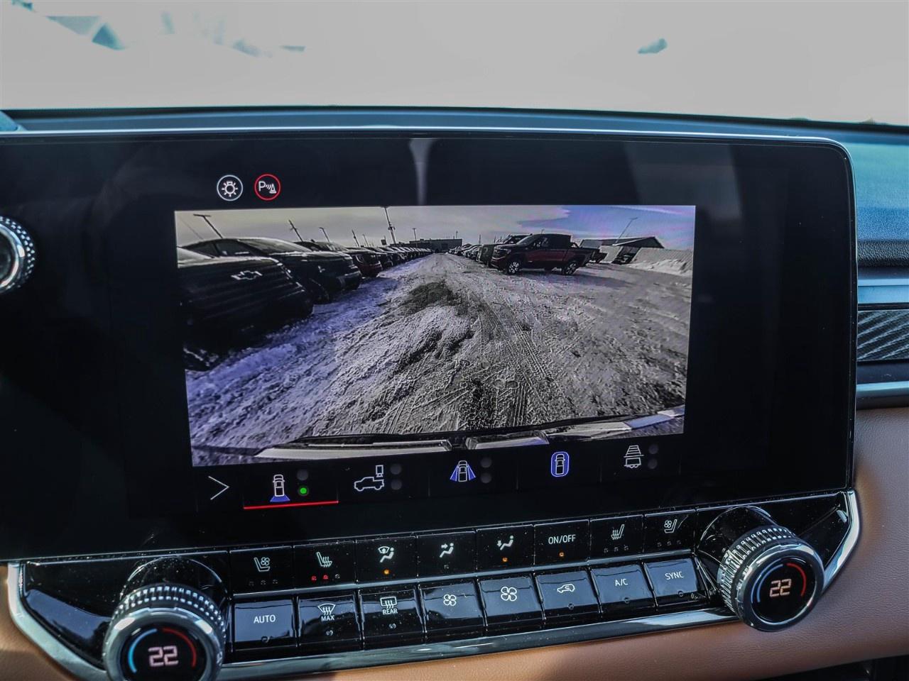 2026 GMC Canyon Crew Cab Short Box 4-Wheel Drive AT4 Photo