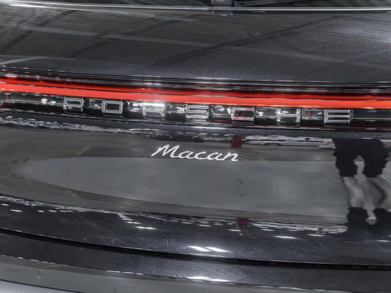 2026 Porsche Macan  Photo