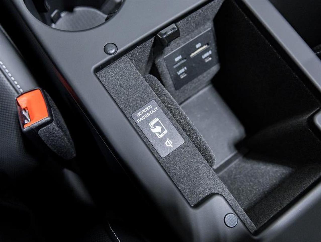 2026 Porsche Macan  Photo