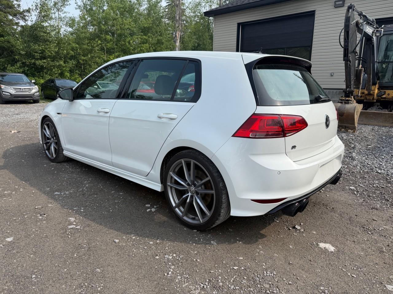 2017 Volkswagen Golf R 2.0 TSI (DSG) 4dr All-Wheel Drive 4MOTION Hatchback Photo2
